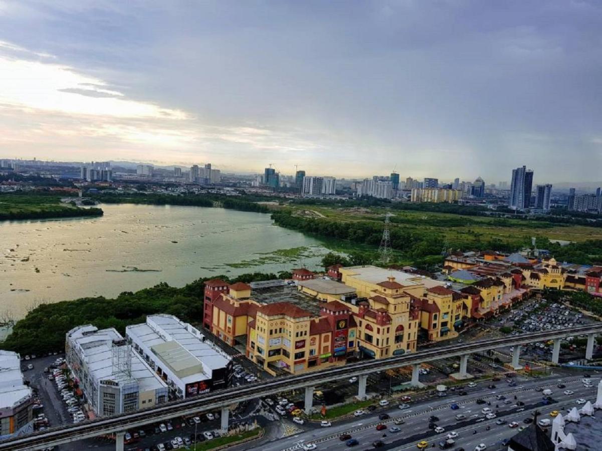 Skypod Residence Puchong Exterior foto